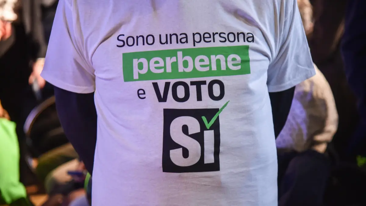 referendum maglietta si ansa