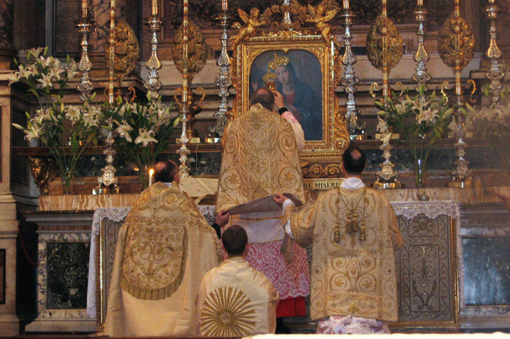 Trinita Pontificale