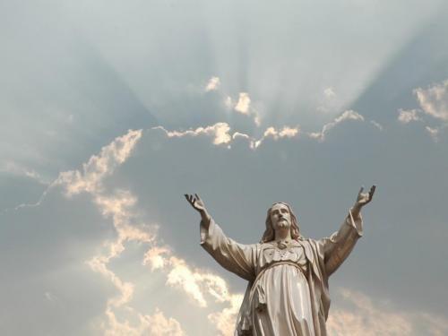 abbraccio Cristo 1