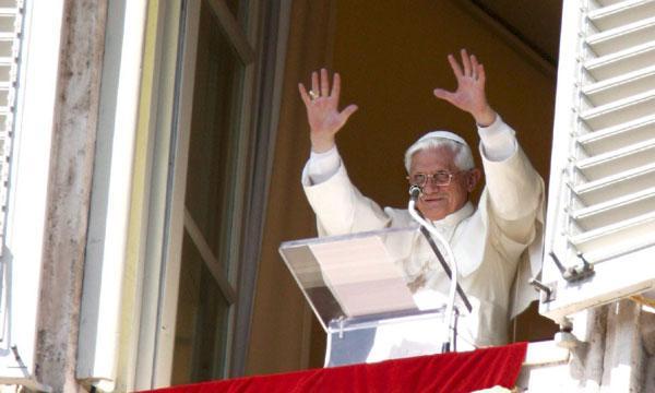 benedetto-angelus.jpg